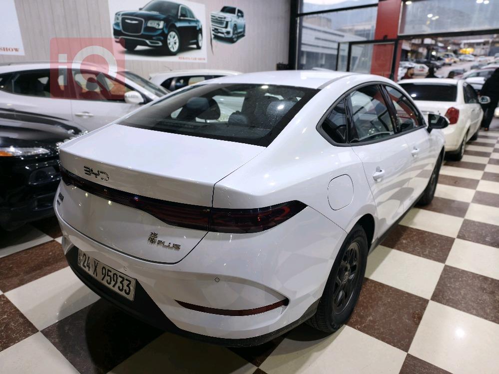 بي واي دي Qin Plus